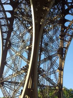 Eiffel 2